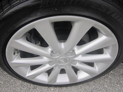 Lexus IS 250 2010 photo 2