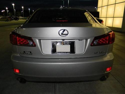 Lexus IS 250 2010 photo 1