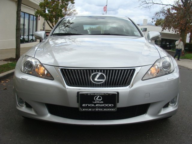 Lexus IS 250 2010 photo 1