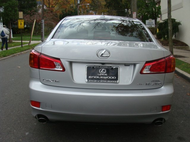 Lexus IS 250 2010 photo 4