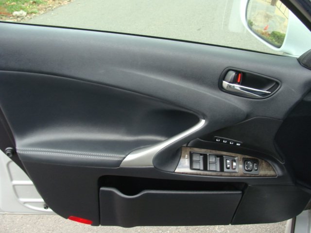 Lexus IS 250 2010 photo 5