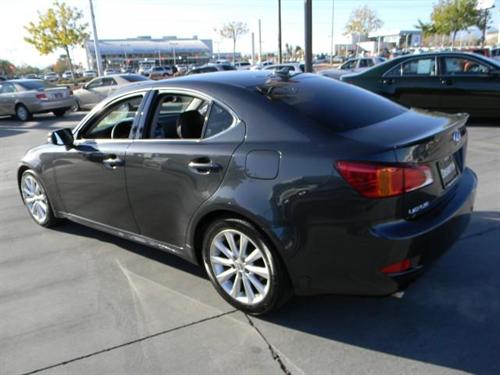 Lexus IS 250 2010 photo 3