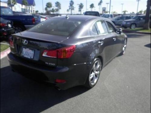Lexus IS 250 2010 photo 4