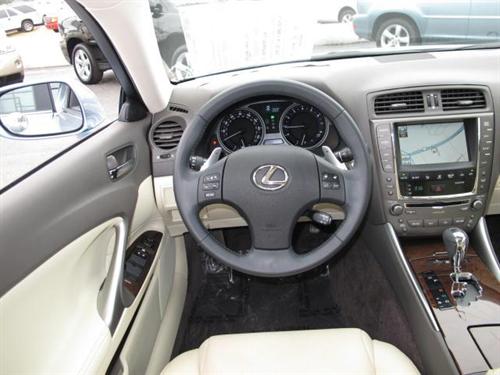 Lexus IS 250 2010 photo 3
