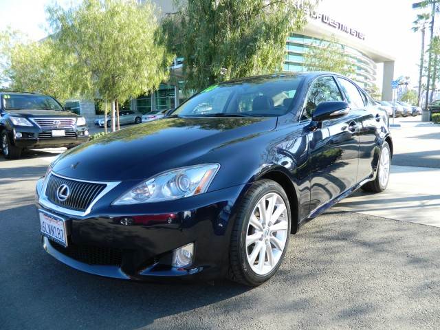 Lexus IS 250 Base Unspecified