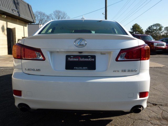 Lexus IS 250 2010 photo 3