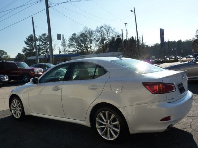 Lexus IS 250 2010 photo 2