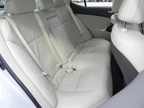 Lexus IS 250 2010 photo 5