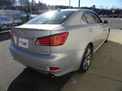 Lexus IS 250 2010 photo 2