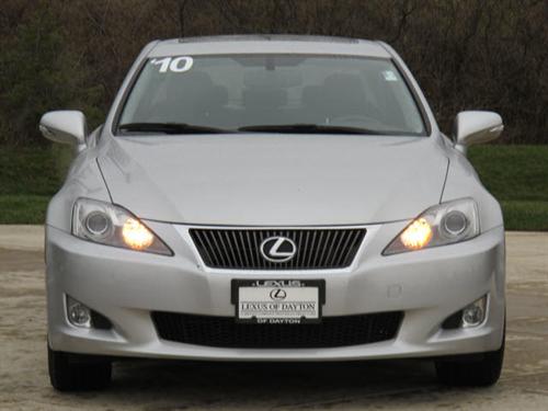 Lexus IS 250 2010 photo 2