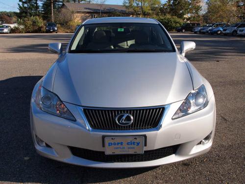 Lexus IS 250 2010 photo 1