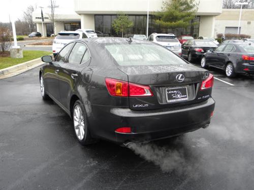 Lexus IS 250 2010 photo 1