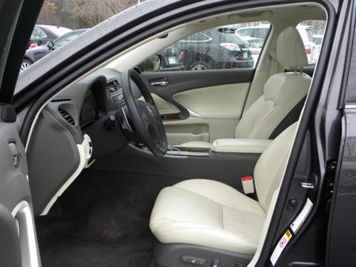 Lexus IS 250 2010 photo 5