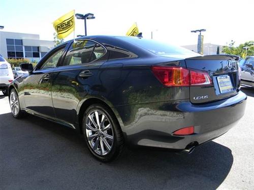 Lexus IS 250 2010 photo 2