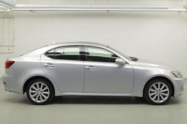 Lexus IS 250 2010 photo 1