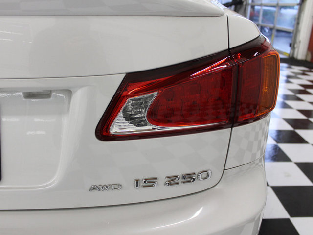 Lexus IS 250 2010 photo 5
