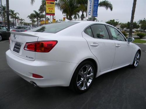 Lexus IS 250 2010 photo 4