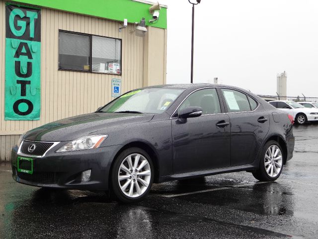 Lexus IS 250 2010 photo 1