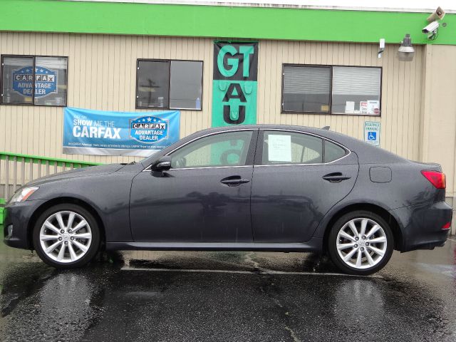 Lexus IS 250 2010 photo 4