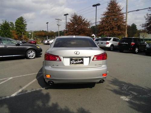 Lexus IS 250 2010 photo 5