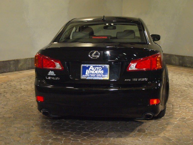 Lexus IS 250 2010 photo 4