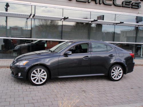 Lexus IS 250 2010 photo 1