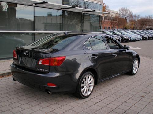 Lexus IS 250 2010 photo 2