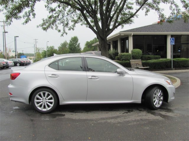 Lexus IS 250 2010 photo 1