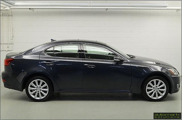 Lexus IS 250 2010 photo 1