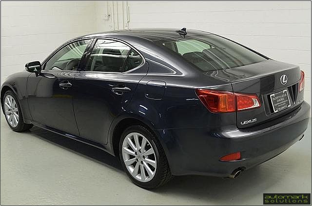 Lexus IS 250 2010 photo 3