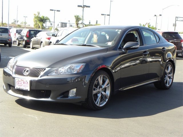 Lexus IS 250 2010 photo 2