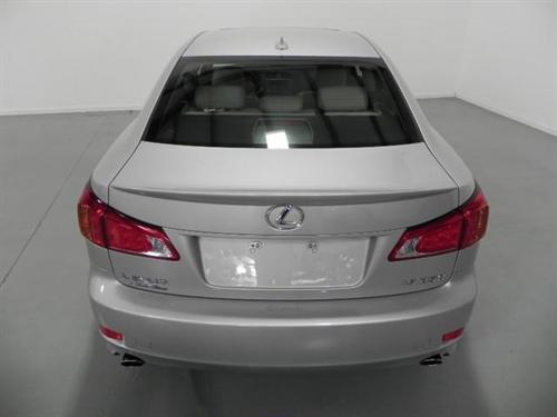Lexus IS 250 2010 photo 4