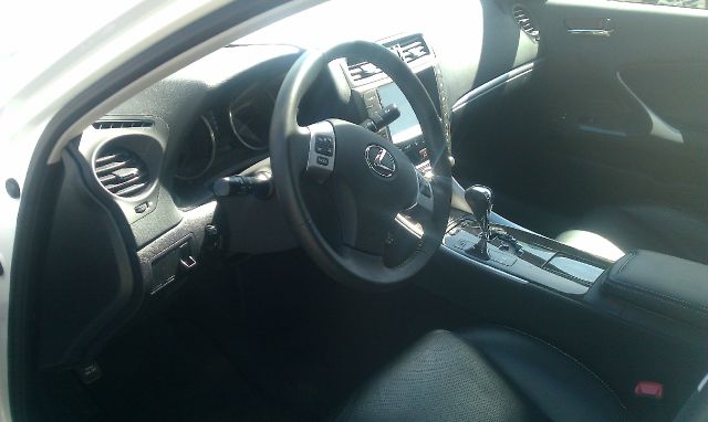 Lexus IS 250 3.5tl W/tech Pkg Sedan