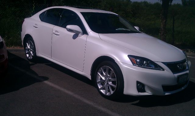 Lexus IS 250 2011 photo 3