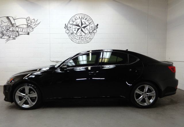 Lexus IS 250 2012 photo 3