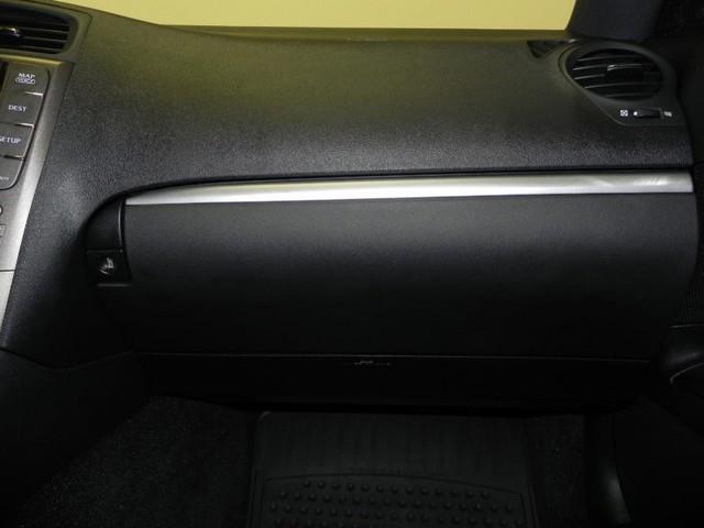 Lexus IS 250 2012 photo 18
