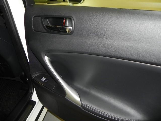Lexus IS 250 2012 photo 25