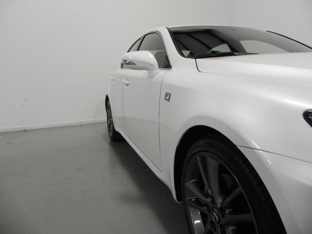 Lexus IS 250 2012 photo 33