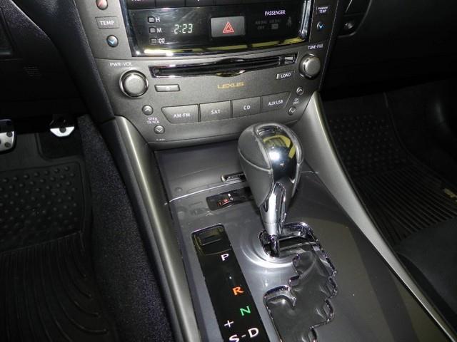 Lexus IS 250 2012 photo 42
