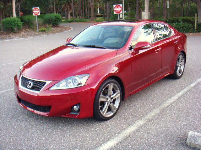 Lexus IS 250 2012 photo 2