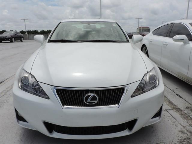 Lexus IS 250 2012 photo 3