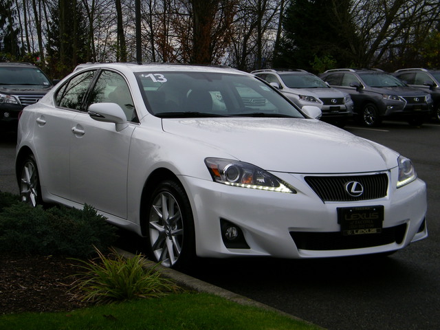 Lexus IS 250 2013 photo 5