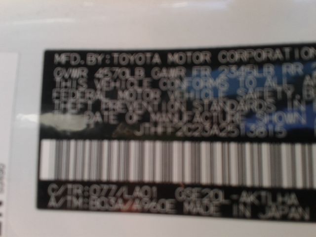 Lexus IS 250C 2010 photo 7