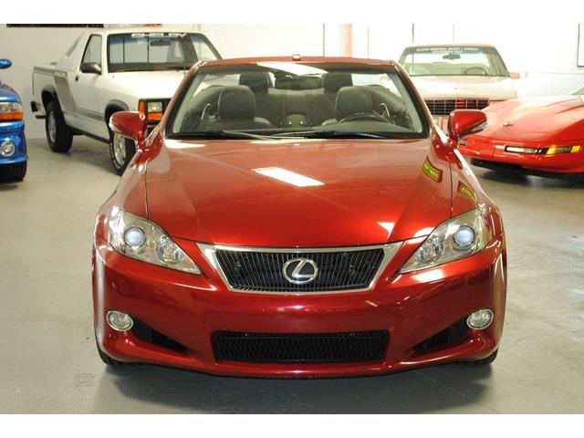 Lexus IS 250C 2010 photo 14