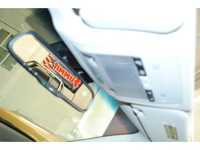 Lexus IS 250C 2010 photo 4