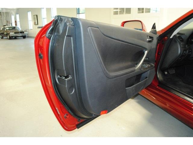 Lexus IS 250C 2010 photo 7