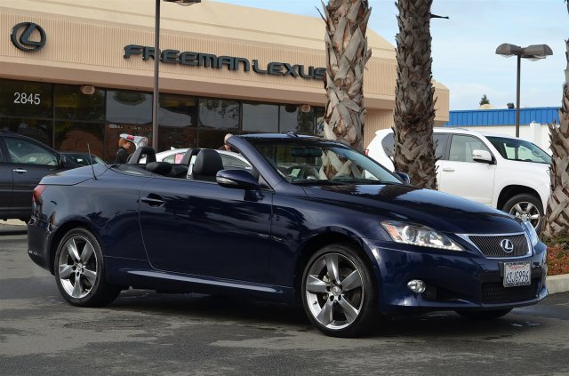 Lexus IS 250C Base Unspecified