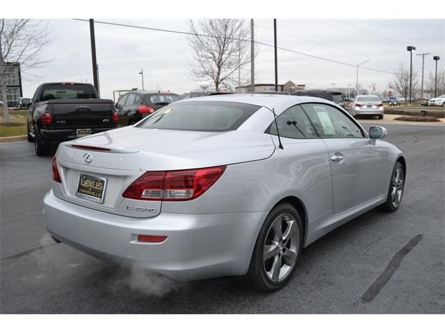 Lexus IS 250C 2011 photo 3
