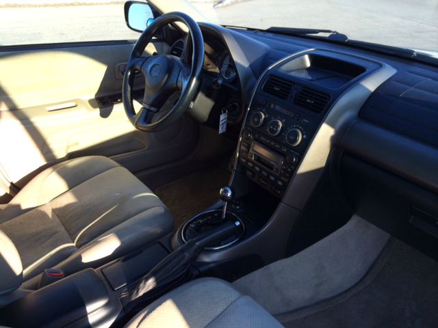 Lexus IS 300 2001 photo 0