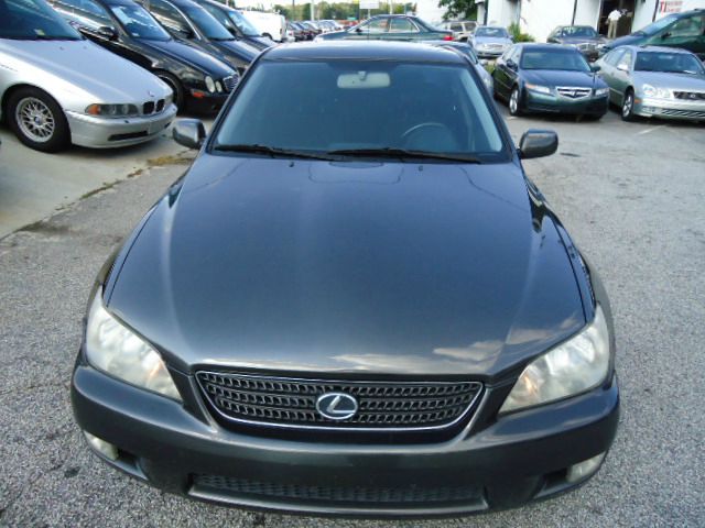 Lexus IS 300 2002 photo 4
